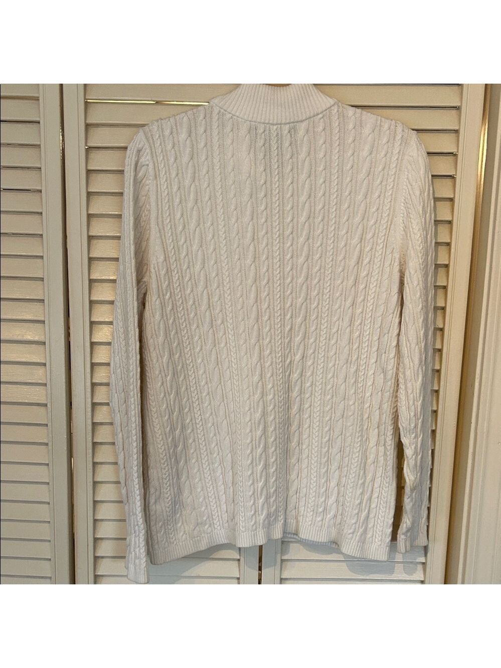 Lands' End Women's Cream Cable Knit Turtleneck Sweater | size Medium - Picture 4 of 4